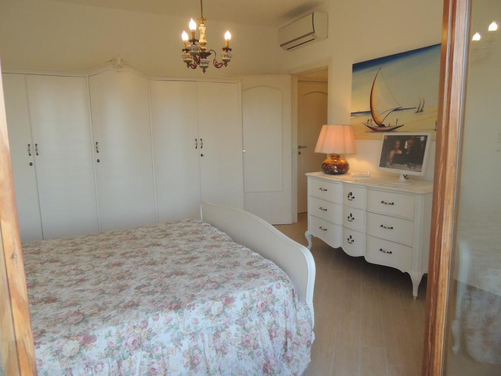 Camera con Vista Oristano Habitación foto